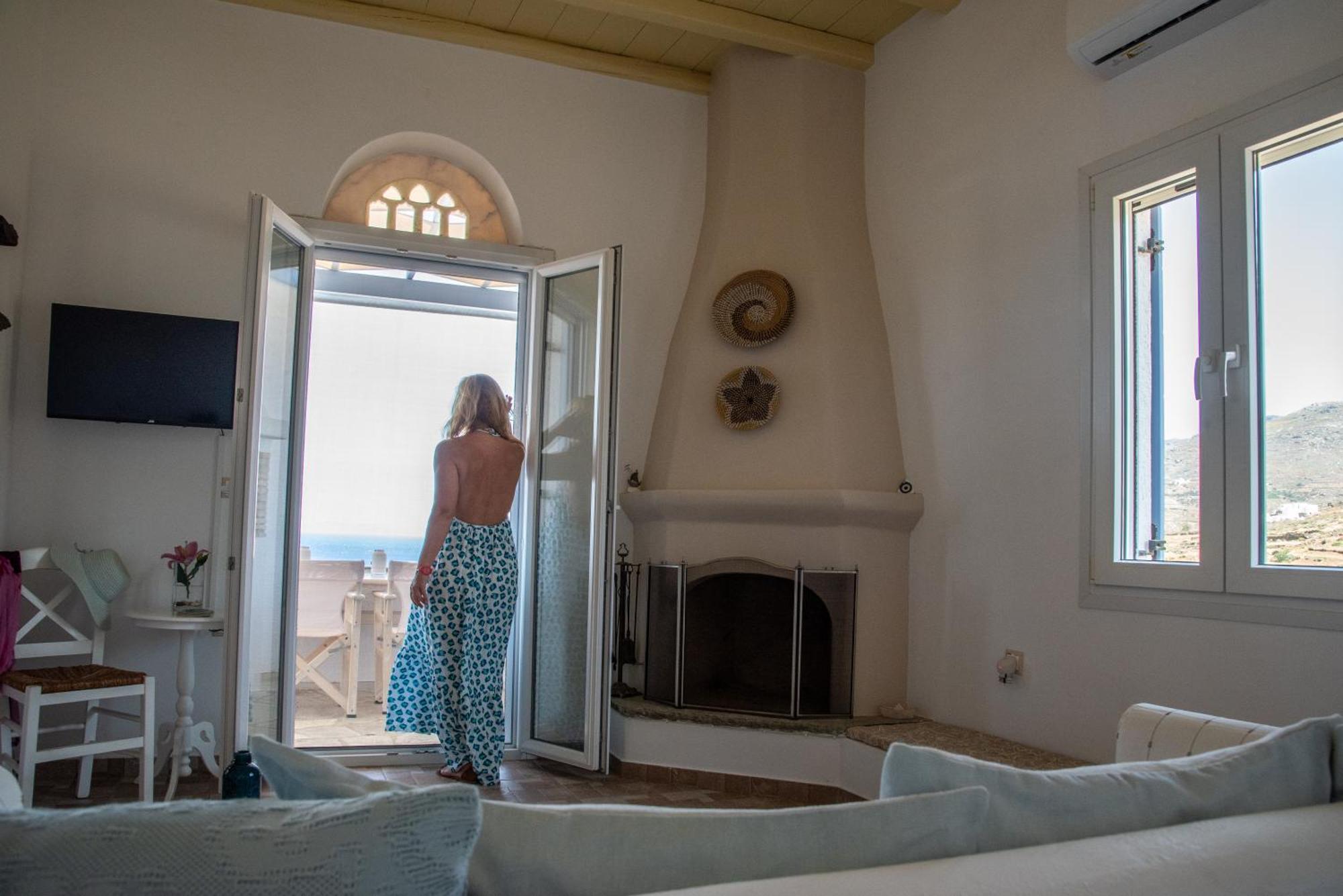 Iliopetra Residence Agios Romanos Eksteriør bilde