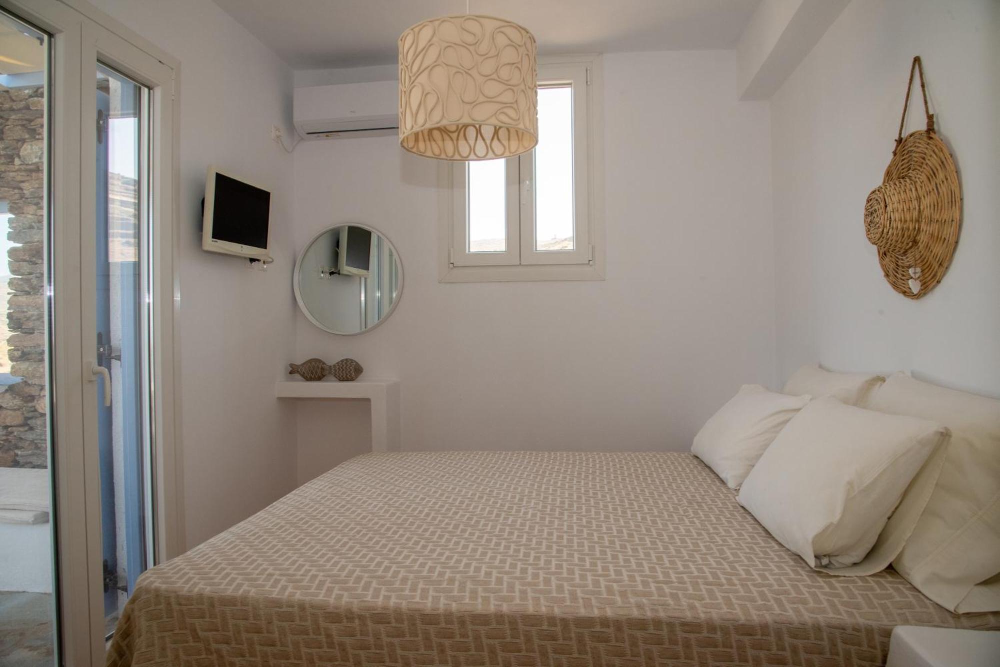 Iliopetra Residence Agios Romanos Eksteriør bilde